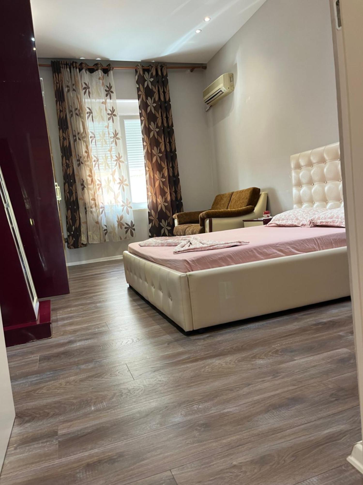 Lukas Apartament Vollga Durres Durrës Exterior foto